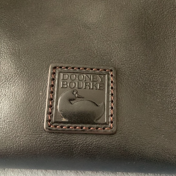 Dooney and Bourke Florentine Large - Picture 2 of 11